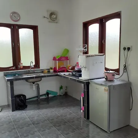 Homestay Idaman Di Kuala Terengganu Dengan 2 Bilik Aircond - Harga Utk 1 Rumah Exterior photo