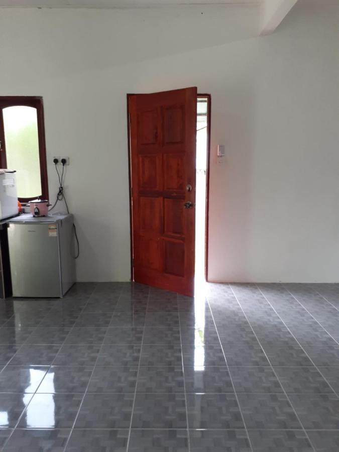 Holiday home Idaman Di Dengan 2 Bilik Aircond - Harga Utk 1 Rumah *