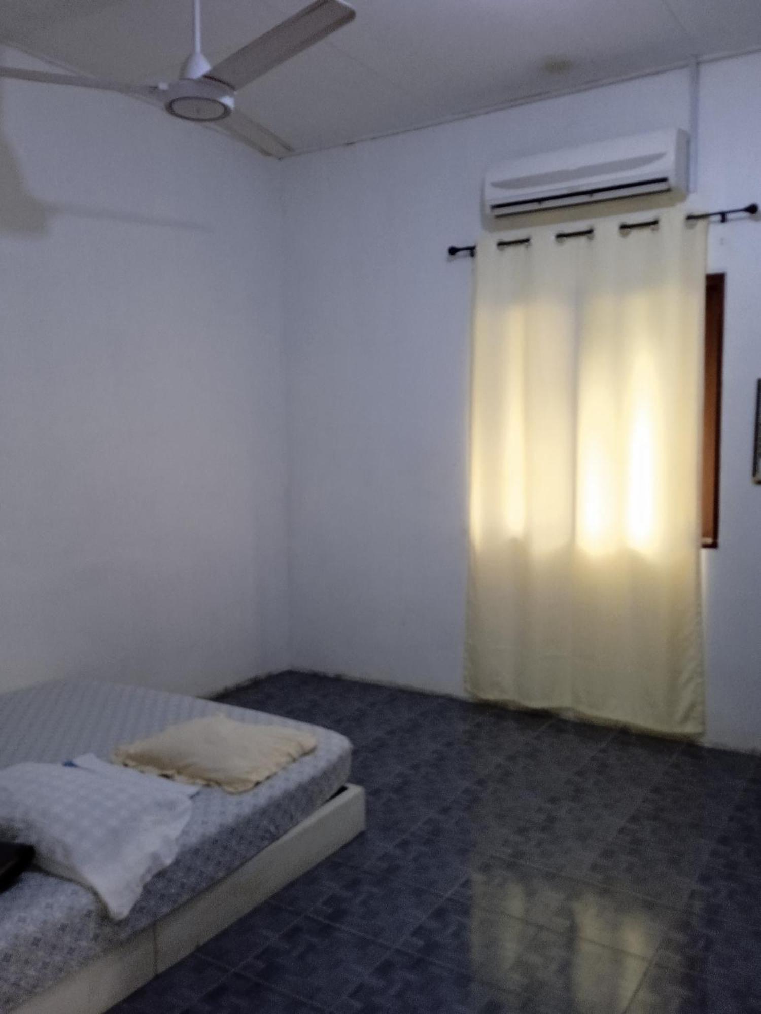 Idaman Di Dengan 2 Bilik Aircond - Harga Utk 1 Rumah Holiday home Kuala Terengganu