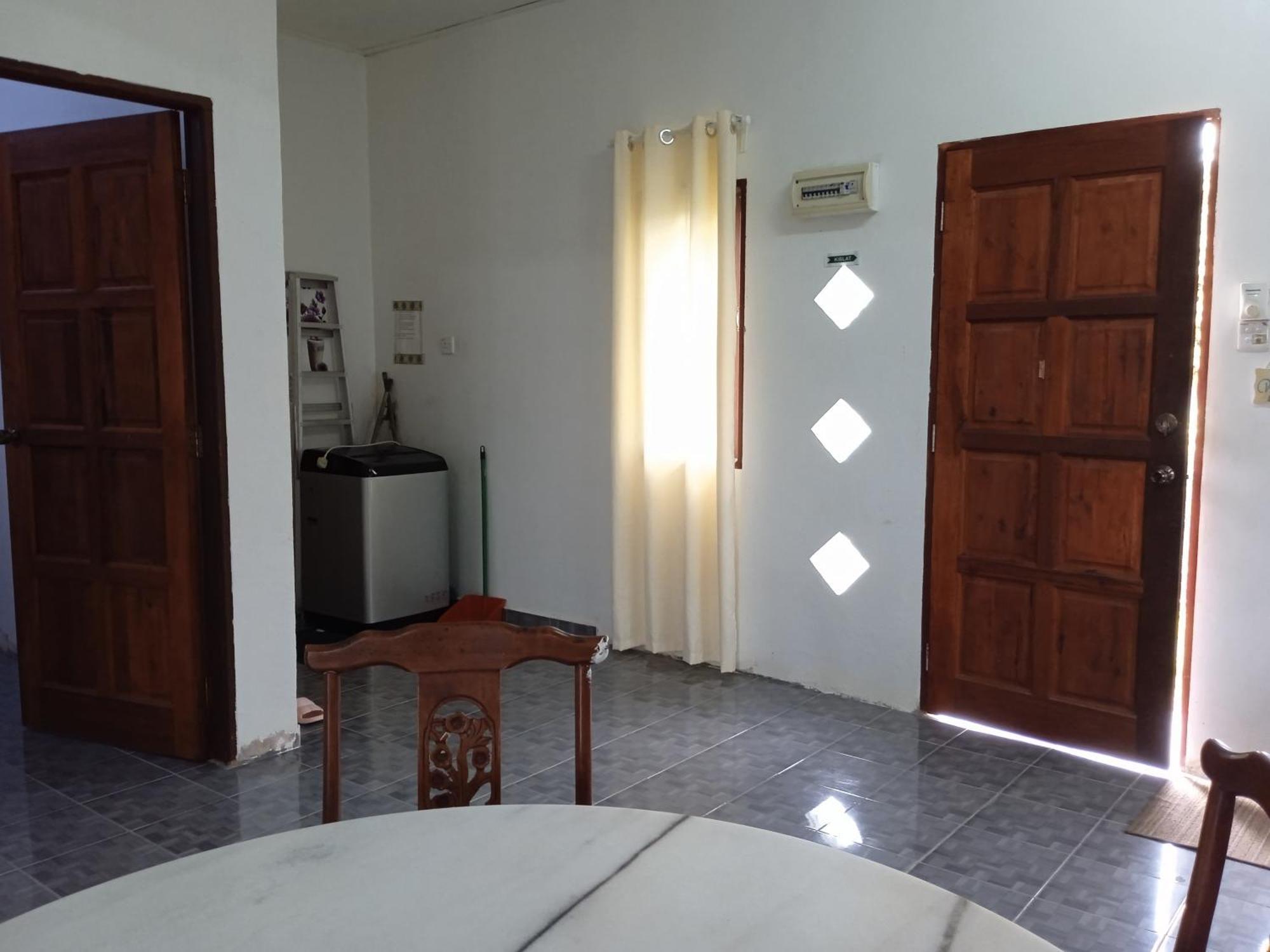 Holiday home Idaman Di Dengan 2 Bilik Aircond - Harga Utk 1 Rumah Kuala Terengganu