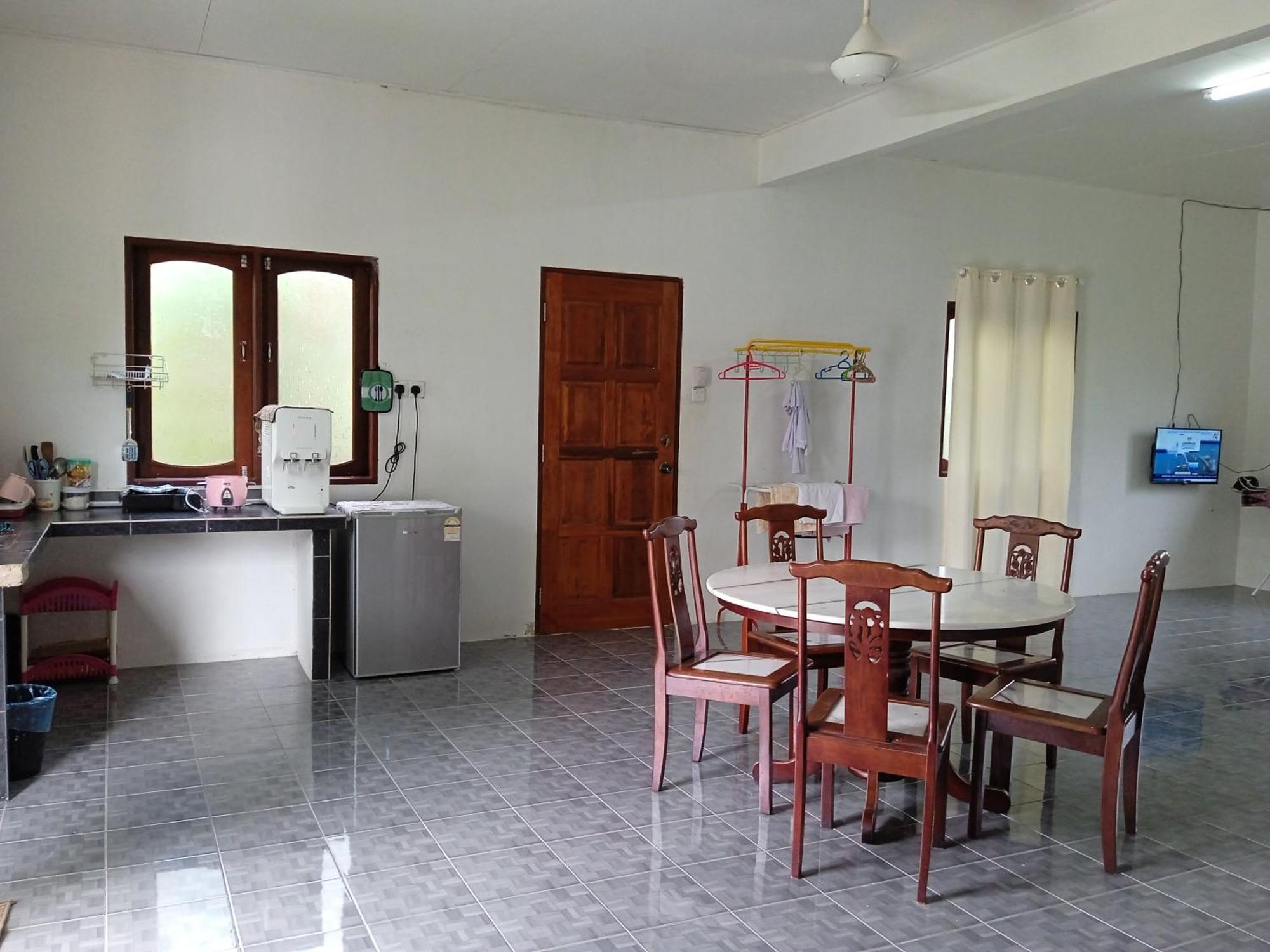 Idaman Di Dengan 2 Bilik Aircond - Harga Utk 1 Rumah * Kuala Terengganu