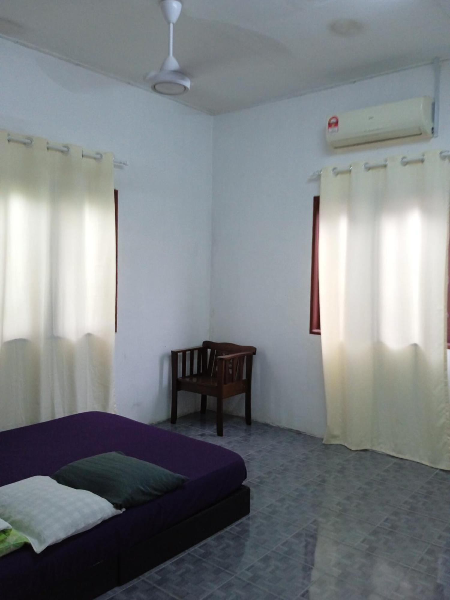 Idaman Di Dengan 2 Bilik Aircond - Harga Utk 1 Rumah Holiday home *